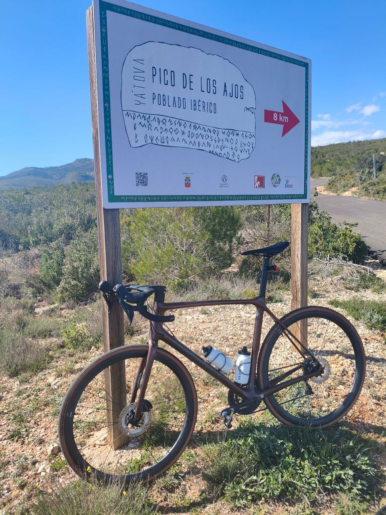 Used Giant TCR Advanced Disc 2 Pro Compact 2022 2022 Road & Gravel — image 2 of 3
