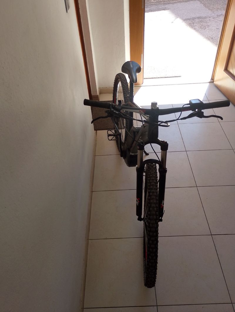 Used CUBE AMS HYBRID Shimano Deore XT 2022 Mountainbike, Black — image 4 of 6