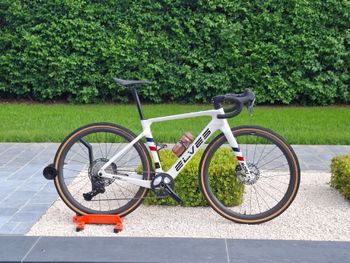 Elves, Elves Custom Shimano GRX Di2