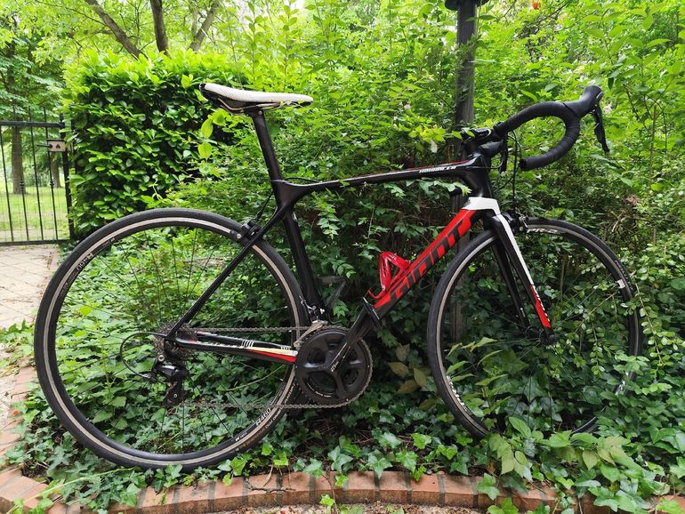 Used Giant TCR Advanced 2 2016 2016 Road & Gravel, Schwarz — image 1 of 14