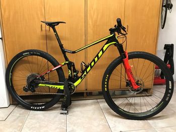 Used Scott Spark RC 900 World Cup 2018 2018 Mountainbike, Black, 29 — image 1 of 4