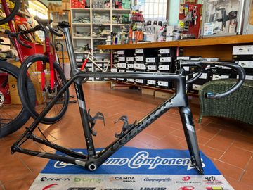 Gebrauchtes Colnago V2-R Disc Frameset 2019 Frameset 2019 Road & Gravel, Schwarz — Bild 3 von 19