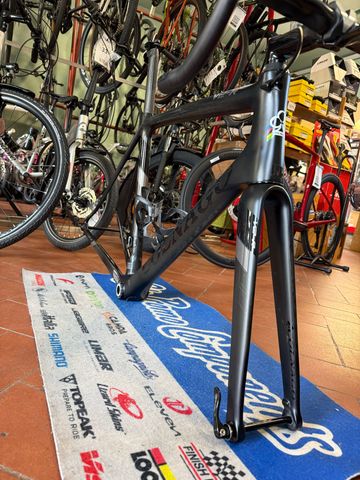 Gebrauchtes Colnago V2-R Disc Frameset 2019 Frameset 2019 Road & Gravel, Schwarz — Bild 8 von 19