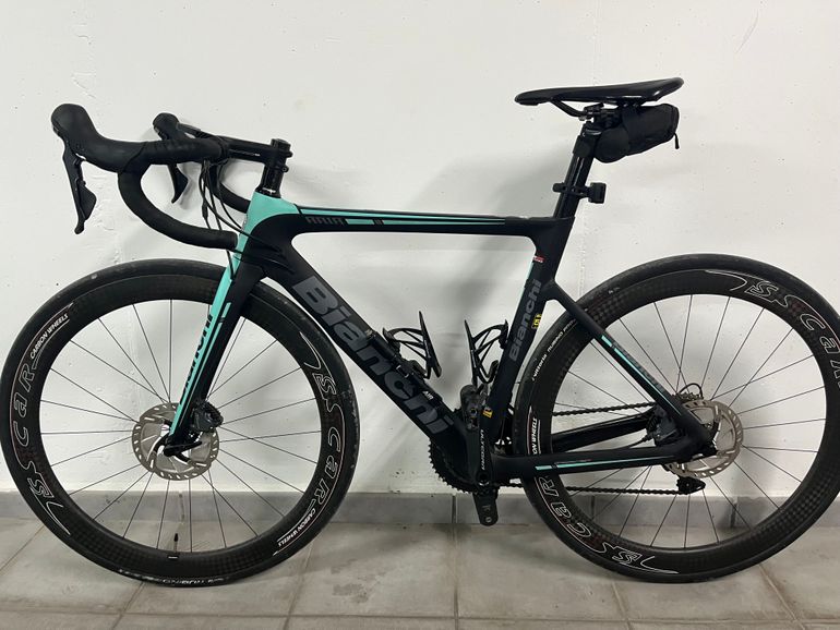 Used Bianchi Aria Disc Ultegra 2018 2018 Road & Gravel, Black — image 5 of 5