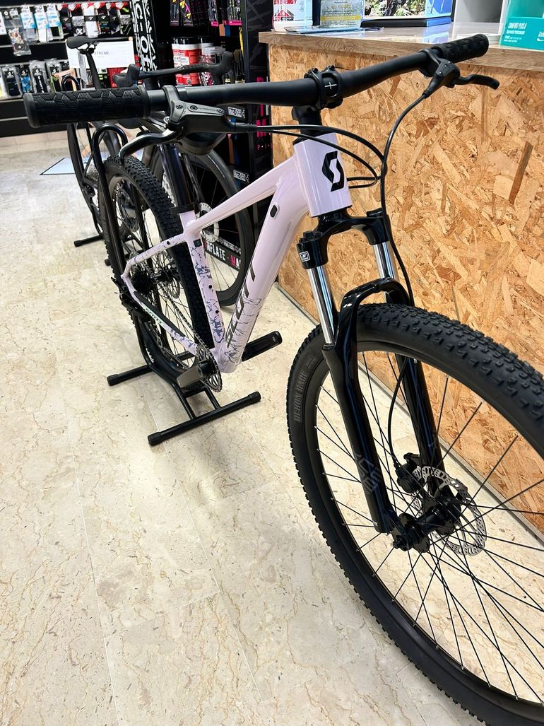Used Scott Scott Contrail 30 2026 Mountainbike, Purple — image 2 of 10