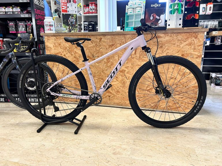 Used Scott Scott Contrail 30 2026 Mountainbike, Purple — image 1 of 10