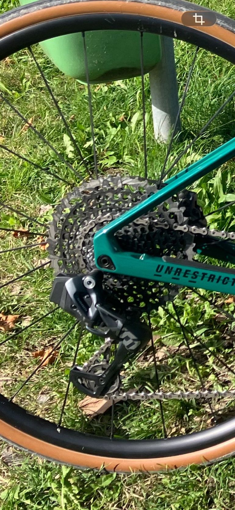 Used BMC URS 01 TWO 2021 2021 Road & Gravel, Green — image 11 of 12