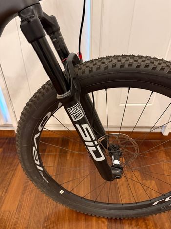 Used Specialized Stumpjumper Comp 2022 2022 Mountainbike, Light Gray, 29 — image 3 of 6
