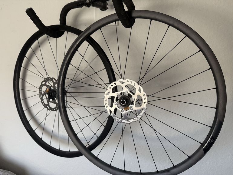 Used Scott Addict 20 2024 2024 Road & Gravel, Green — image 13 of 13