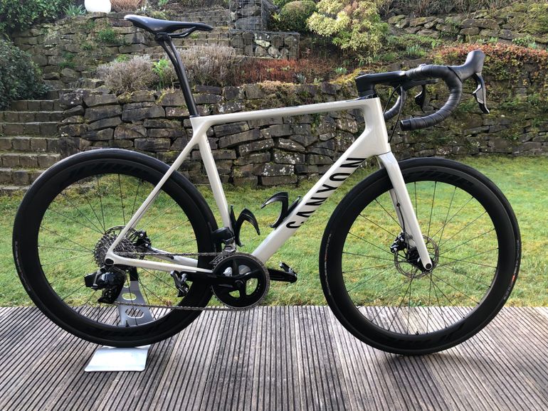 Used Canyon Endurace CF SL 7 eTAP 2022 2022 Road & Gravel, Light Gray — image 1 of 11