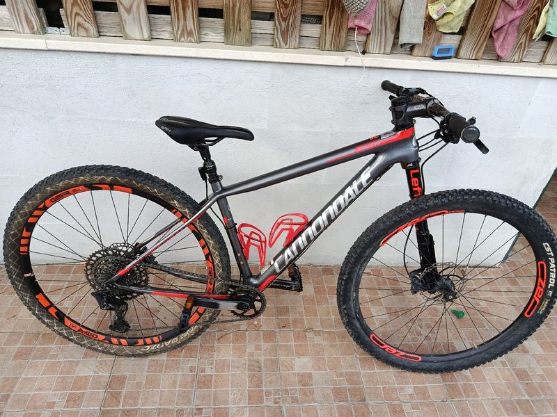 Cannondale F-si SRAM NX 2017 Mountainbike d'occasion — image 4 sur 7