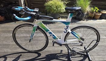 Liv, Avow advanced Shimano Ultegra Di2