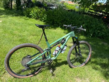 Used Canyon Neuron 7 2023 2023 Mountainbike, Green, 27.5, 29 — image 2 of 3