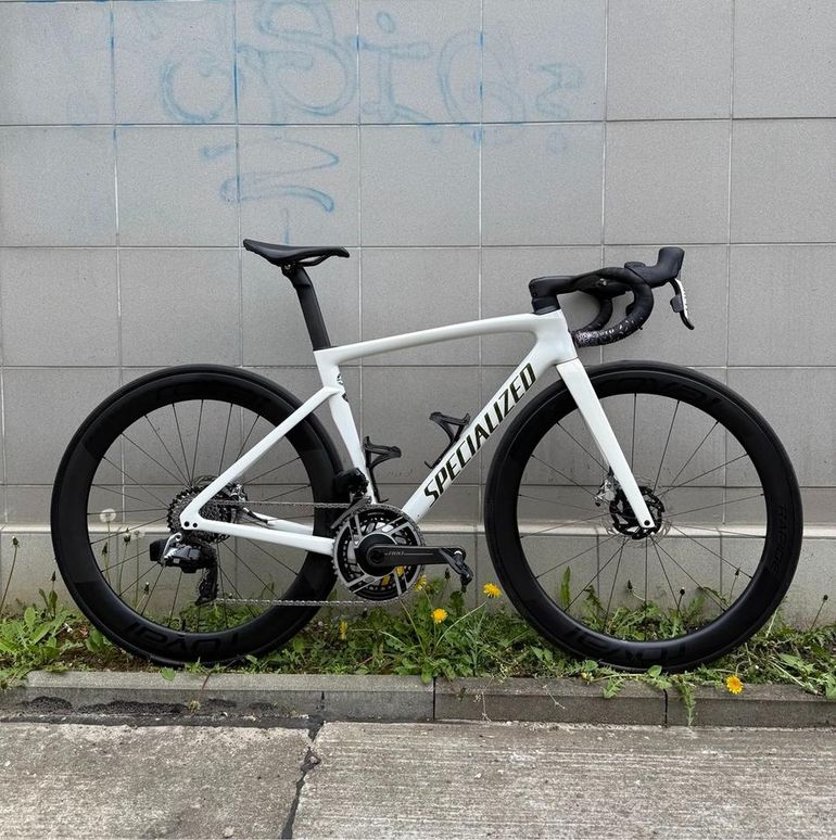 Used Specialized Specialized Tarmac Sl7 Pro Sram Red 2024 Road & Gravel, White — image 2 of 9