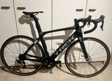 Used Trek Madone 9.0 2018 2018 Road & Gravel, Black — image 3 of 9