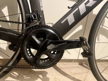 Used Trek Madone 9.0 2018 2018 Road & Gravel, Black — image 9 of 9