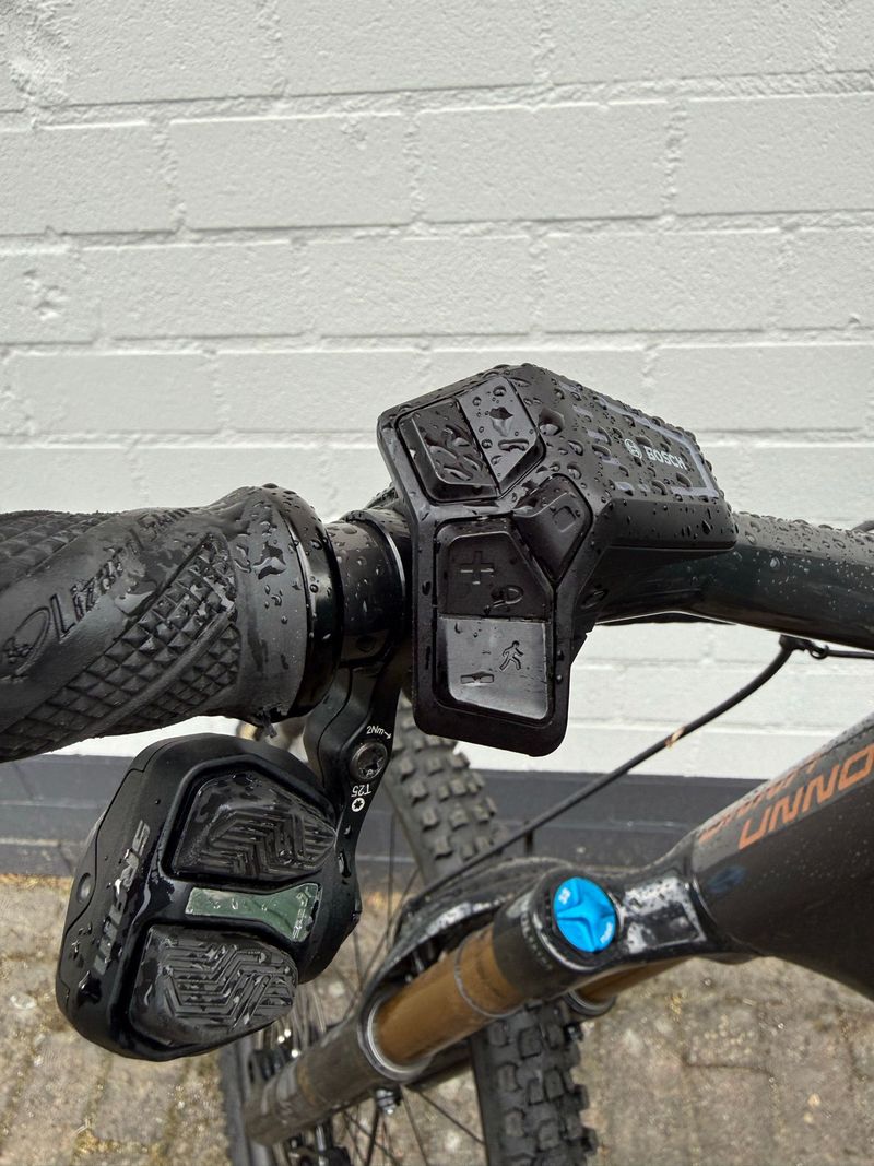 UNNO Mith Factory 2024 2024 Mountainbike de segunda mano, Gris claro — imagen 5 de 8