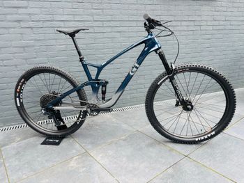 GT, GT Sensor Carbon Elite 2025 NEW