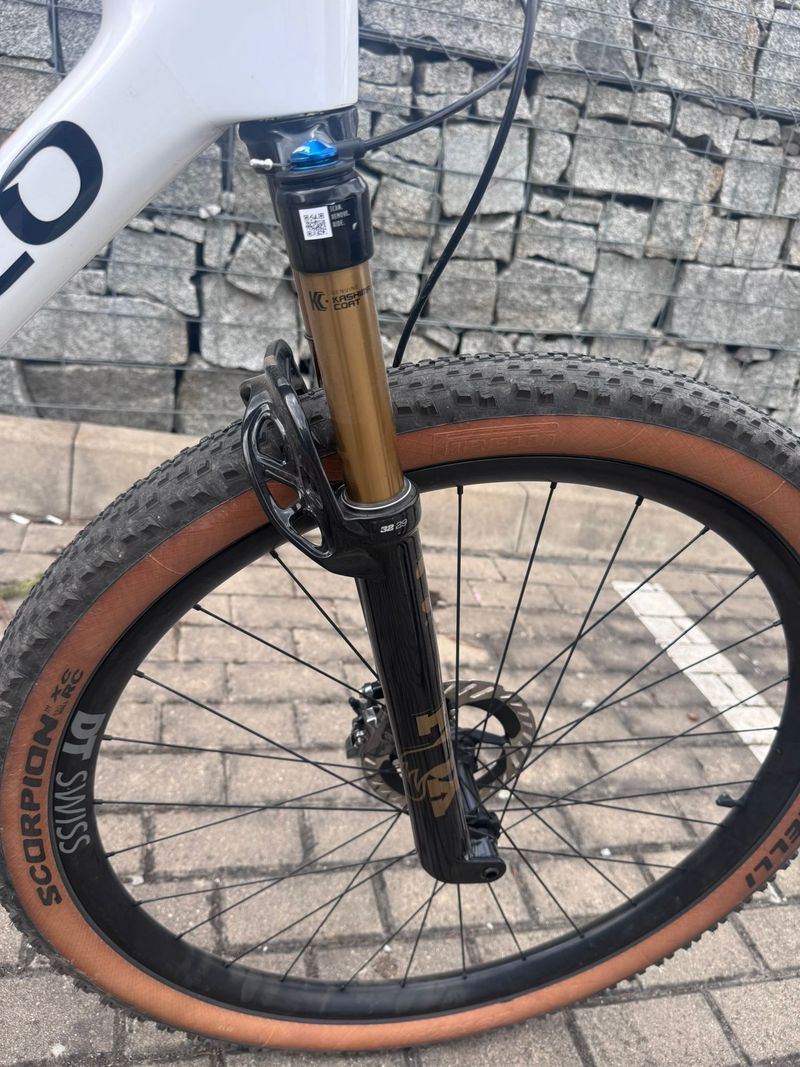 Używany Pinarello Dogma SRAM XX1 Eagle AXS 2024 Mountainbike — zdjęcie 8 z 16