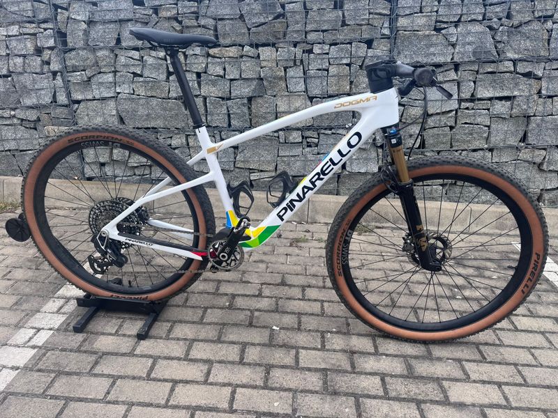 Używany Pinarello Dogma SRAM XX1 Eagle AXS 2024 Mountainbike — zdjęcie 1 z 16