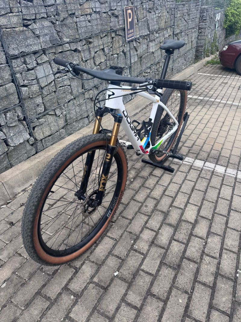 Używany Pinarello Dogma SRAM XX1 Eagle AXS 2024 Mountainbike — zdjęcie 3 z 16