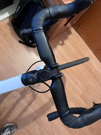 Used BMC Roadmachine Shimano Ultegra 2018 Road & Gravel — image 4 of 11