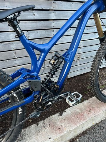 Commencal Custom SRAM GX 2023 Mountainbike usato, Blu — immagine 6 di 9