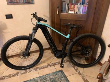 Used Bianchi T-tronik Shimano Dura Ace 2023 Mountainbike, Green — image 3 of 3