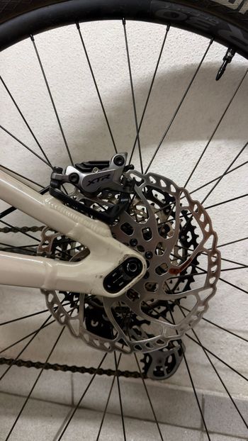 Used Focus Sam Shimano XTR 2022 Mountainbike, Orange — image 5 of 9