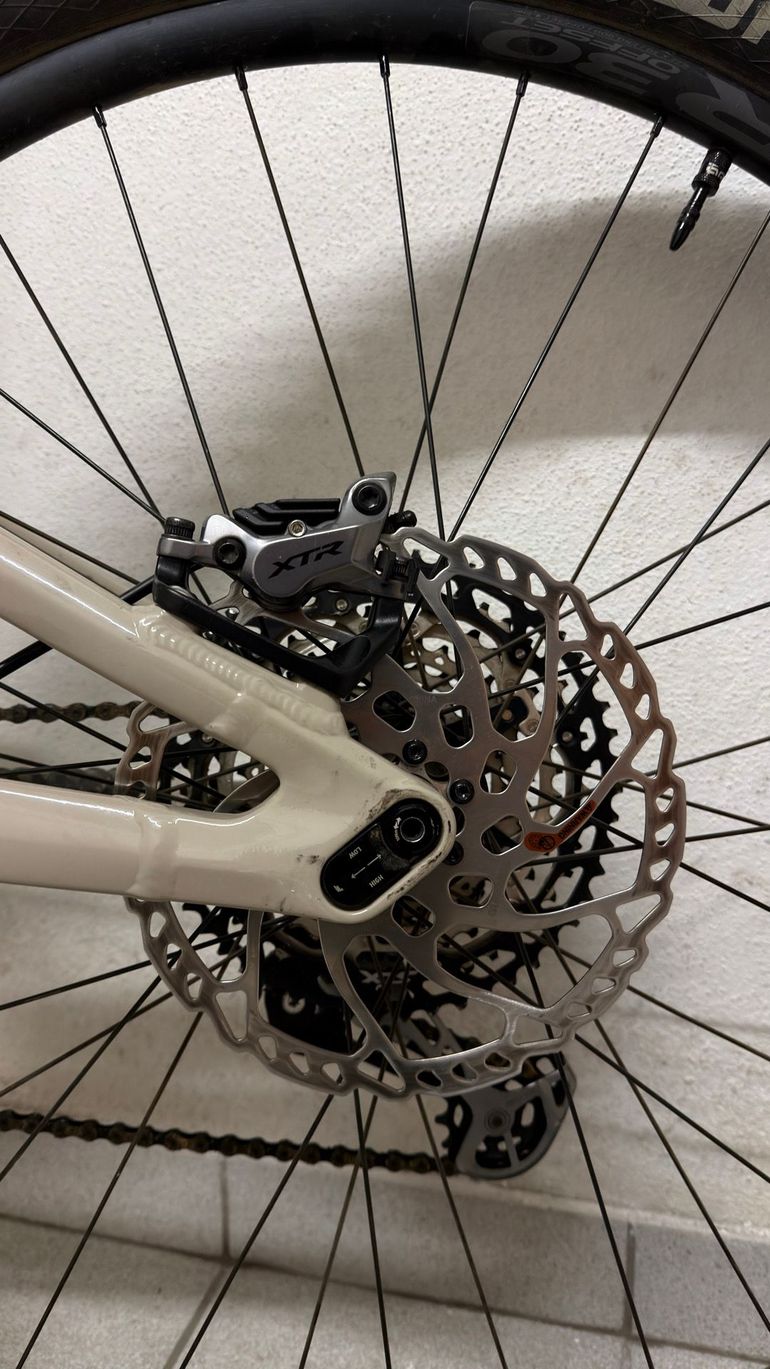 Used Focus Sam Shimano XTR 2022 Mountainbike, Orange — image 5 of 9