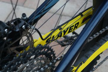 Käytetty Rocky Mountain Slayer SRAM X01 Eagle 2025 Mountainbike — kuva 5 / 11