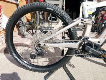 Used Focus Jam Shimano Deore 2025 Mountainbike, White — image 7 of 9
