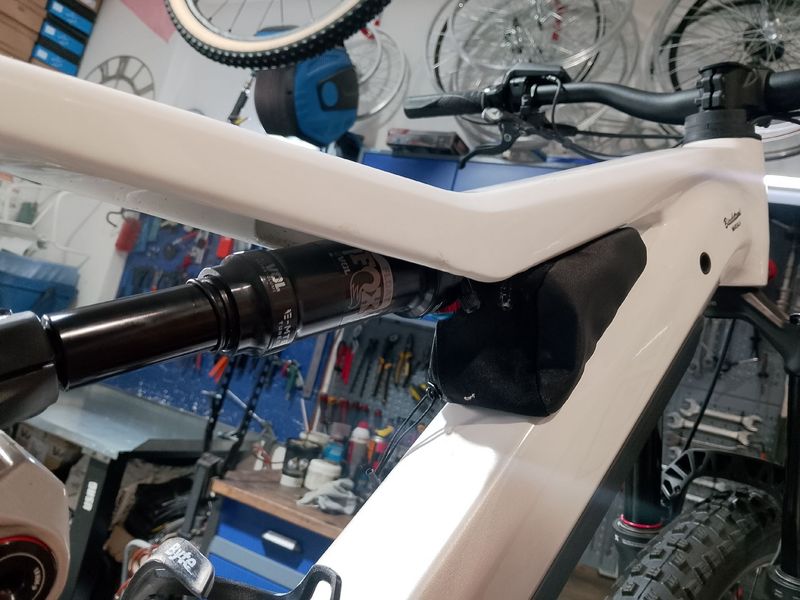 Used Focus Jam Shimano Deore 2025 Mountainbike, White — image 9 of 9