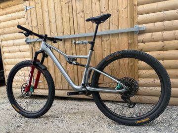 Ibis Cycles Custom Sram Eagle Transmission XX SL 2025 Mountainbike d'occasion — image 5 sur 7