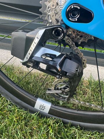 Used Factor Ostro SRAM Force eTap AXS 2025 Road & Gravel, Blue — image 5 of 10