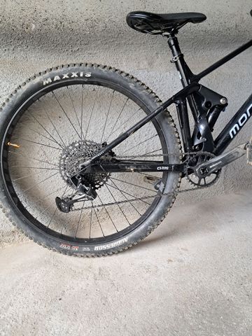 Used Mondraker RAZE 2023 2023 Mountainbike, Black, 29 — image 8 of 11