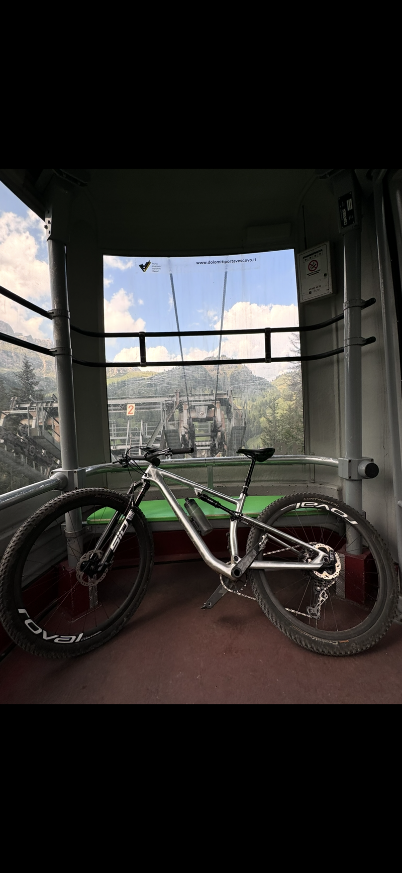 Used Specialized Epic Shimano XTR 2021 Mountainbike, Light Gray — image 3 of 4