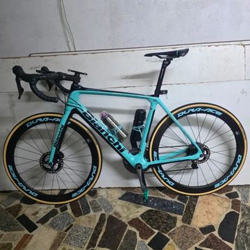 Używany Bianchi Infinito Shimano Dura Ace 2021 Road & Gravel
