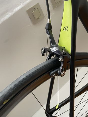 Used Giant Giant Custom Shimano 105 2017 Road & Gravel, Black — image 6 of 6