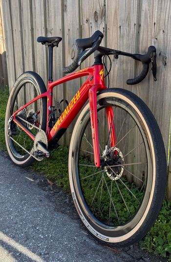 Used Specialized Diverge 4 Pro LTD - SRAM RED XPLR 2026 2026 Road & Gravel, Rosso — image 1 of 10