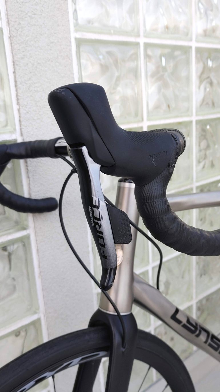 Used Lynskey Helix SRAM Force eTap AXS 2022 2022 Road & Gravel, Light Gray — image 11 of 12