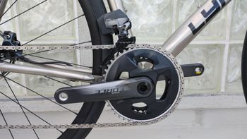 Used Lynskey Helix SRAM Force eTap AXS 2022 2022 Road & Gravel, Light Gray — image 4 of 12