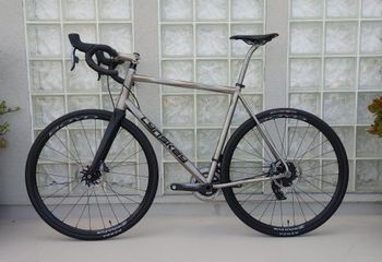 Used Lynskey Helix SRAM Force eTap AXS 2022 2022 Road & Gravel, Light Gray — image 2 of 12