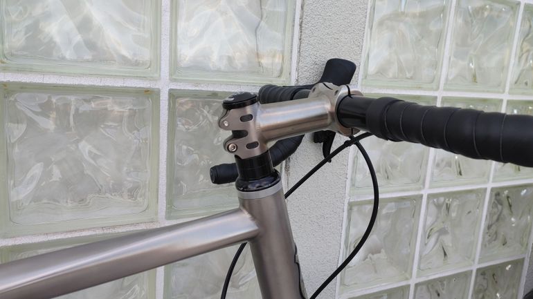 Used Lynskey Helix SRAM Force eTap AXS 2022 2022 Road & Gravel, Light Gray — image 9 of 12