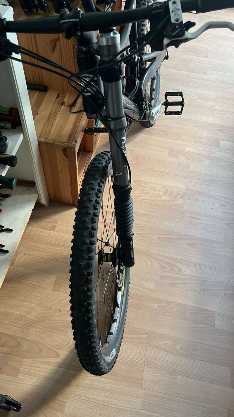 Used Cannondale Custom Shimano Deore XT 2008 Mountainbike, Black — image 2 of 4