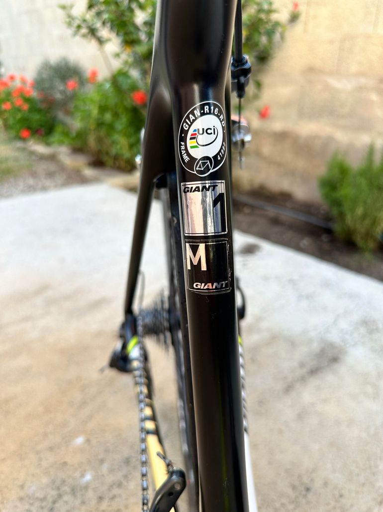 Used Giant TCR Advanced SL 2 2017 2017 Road & Gravel — image 6 of 9