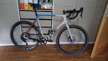 Tweedehands CUBE CROSS RACE C:62 SL 2022 2022 Road & Gravel
