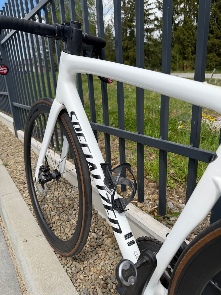 Used Specialized Tarmac SL8 Expert - Shimano Ultegra Di2 2025 2025 Road & Gravel, Blanco — image 15 of 30