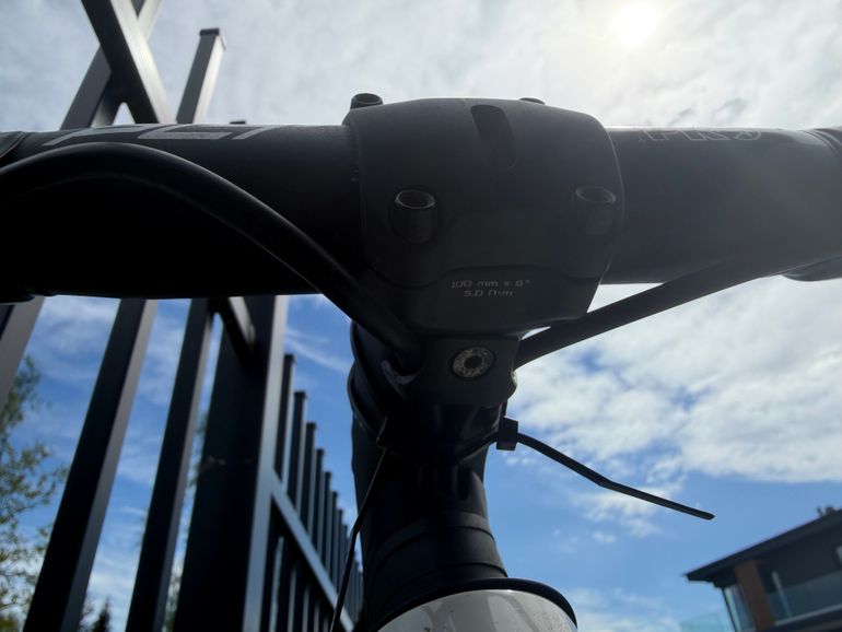 Used Specialized Tarmac SL8 Expert - Shimano Ultegra Di2 2025 2025 Road & Gravel, Blanco — image 20 of 30