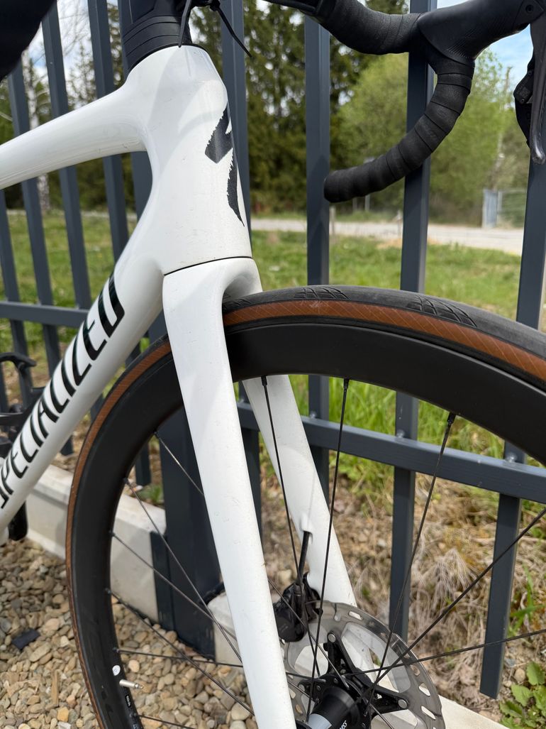 Used Specialized Tarmac SL8 Expert - Shimano Ultegra Di2 2025 2025 Road & Gravel, Blanco — image 11 of 30